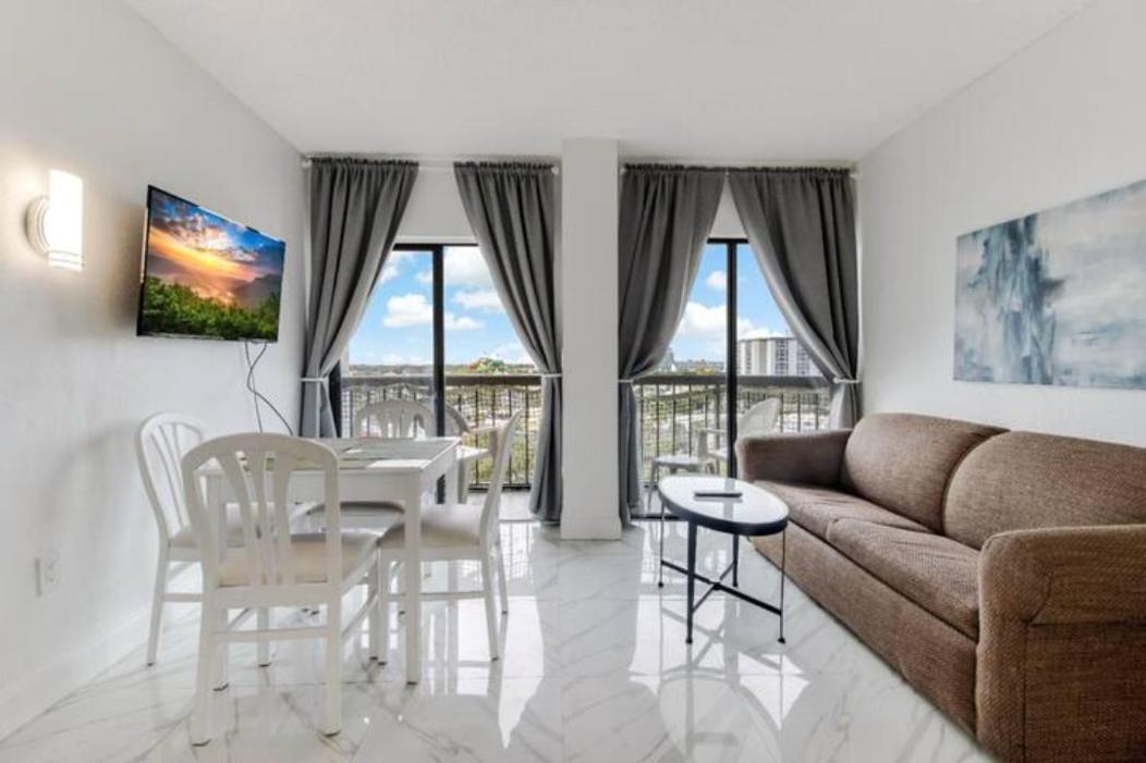 Enclave Apartments At International Drive Orlando Room photo